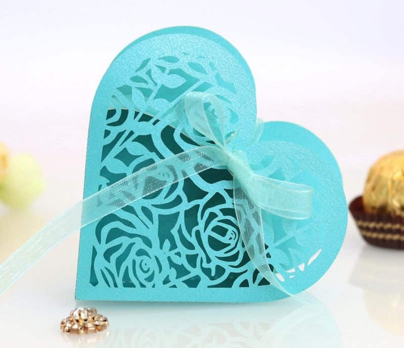 Simple Creative Wedding Party Hollow Rose Candy Packaging Box