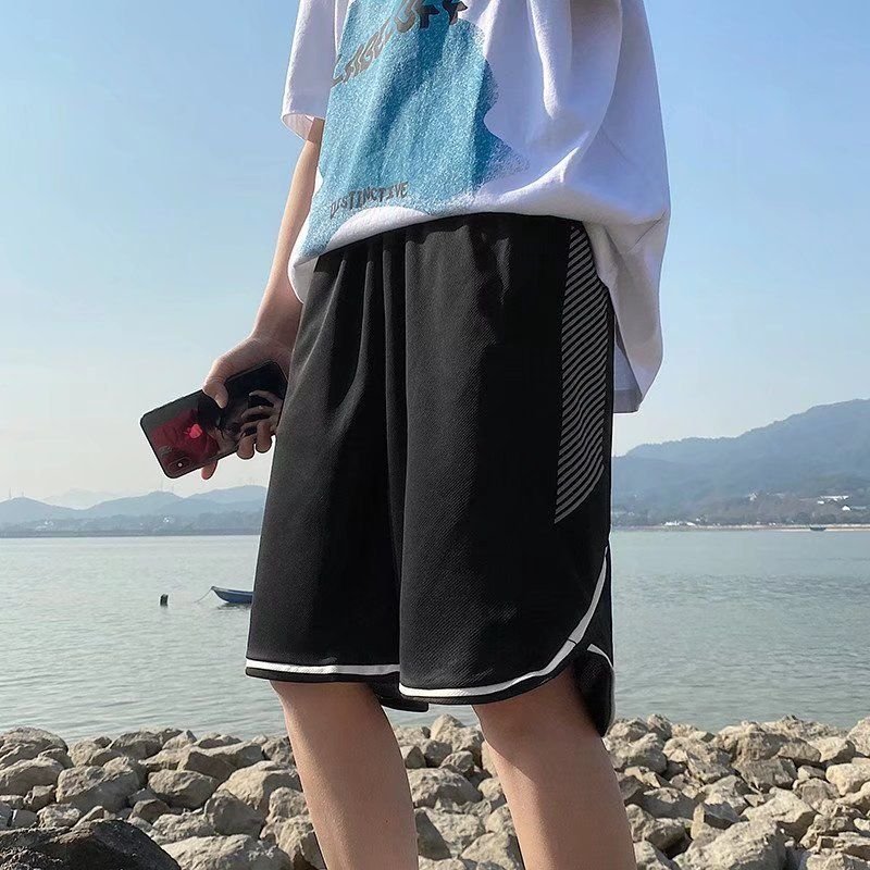 Men Summer Casual Stripe Print Loose Sports Shorts