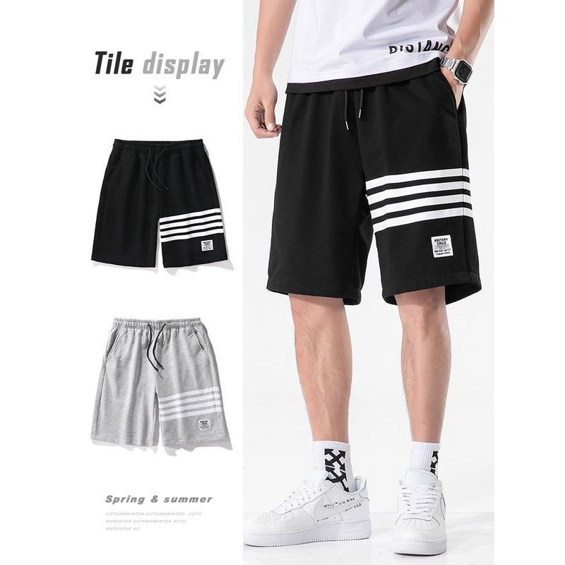 Men Casual Striped Print Tethered Mid Waist Loose Shorts